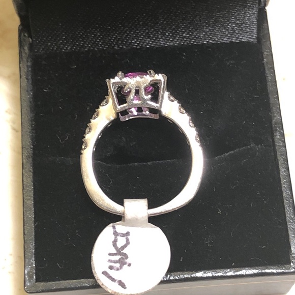 Natural pink sapphire & 14 white gold diamond rng - Picture 3 of 16